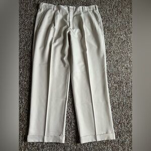 Nike Golf Men’s Dri-Fit Beige Lightweight Breathable Golf Pants Size 38x30